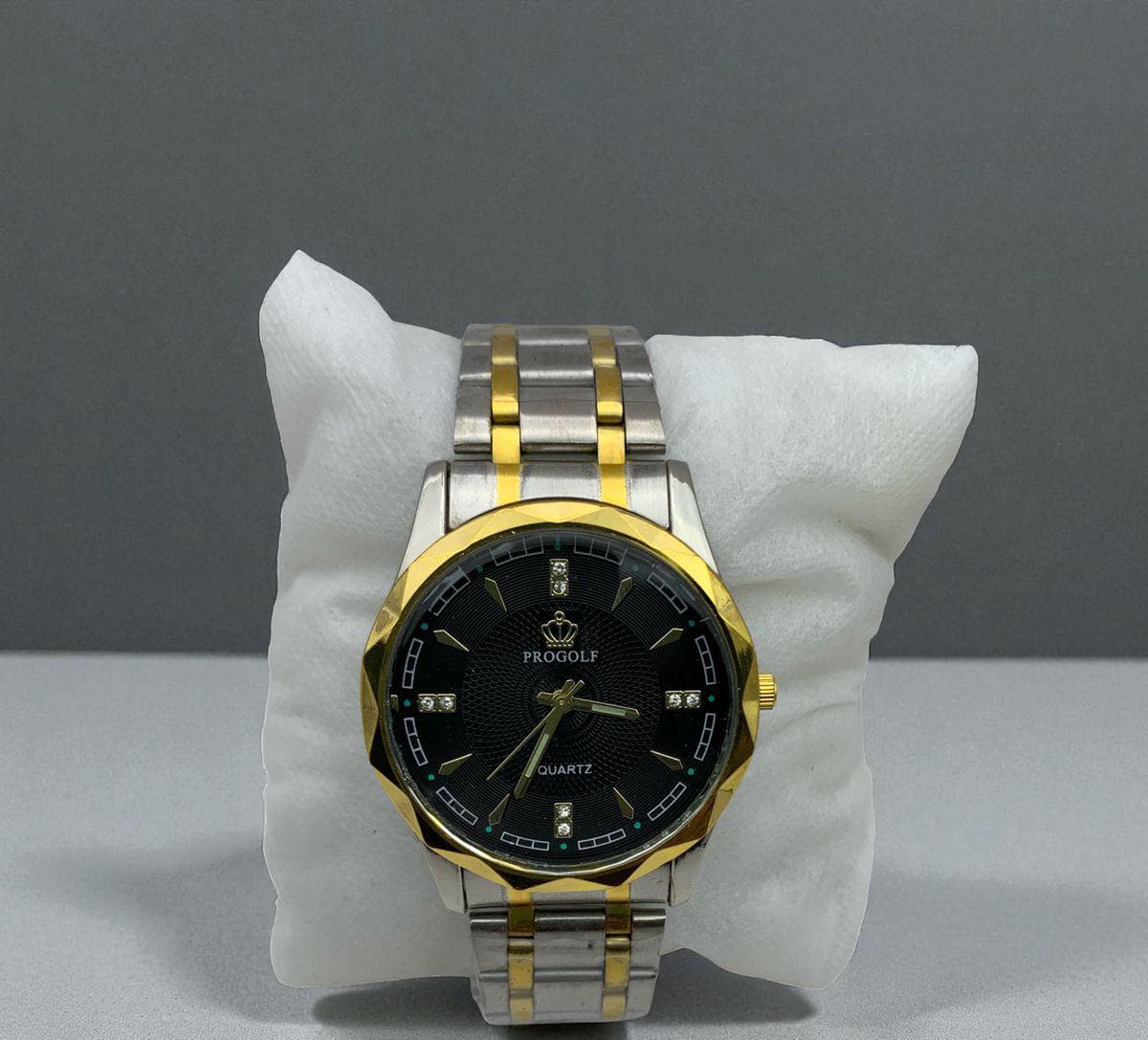 Pro Golf GPS Smartwatch – Advanced Range Finder, Shot Tracking & Swing Analysis for Precision Play