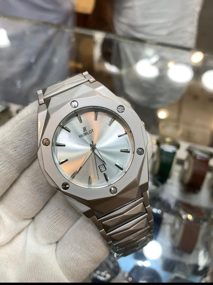 cccLuxury Hublot Watch – Premium Swiss Design, Bold Style & Modern Innovation